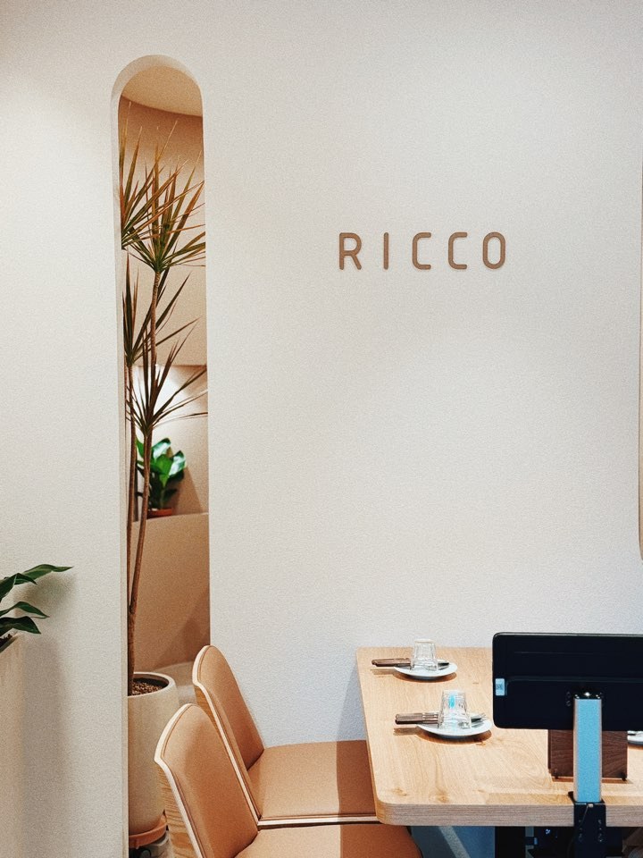 리꼬 피자 RICCO 매장 내부